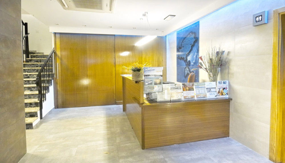 Apartamentos Bahia De San Antonio Sant Antoni de Portmany Esterno foto