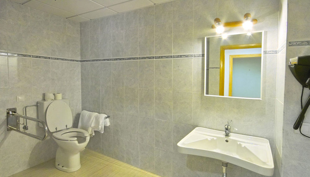 Apartamentos Bahia De San Antonio Sant Antoni de Portmany Esterno foto