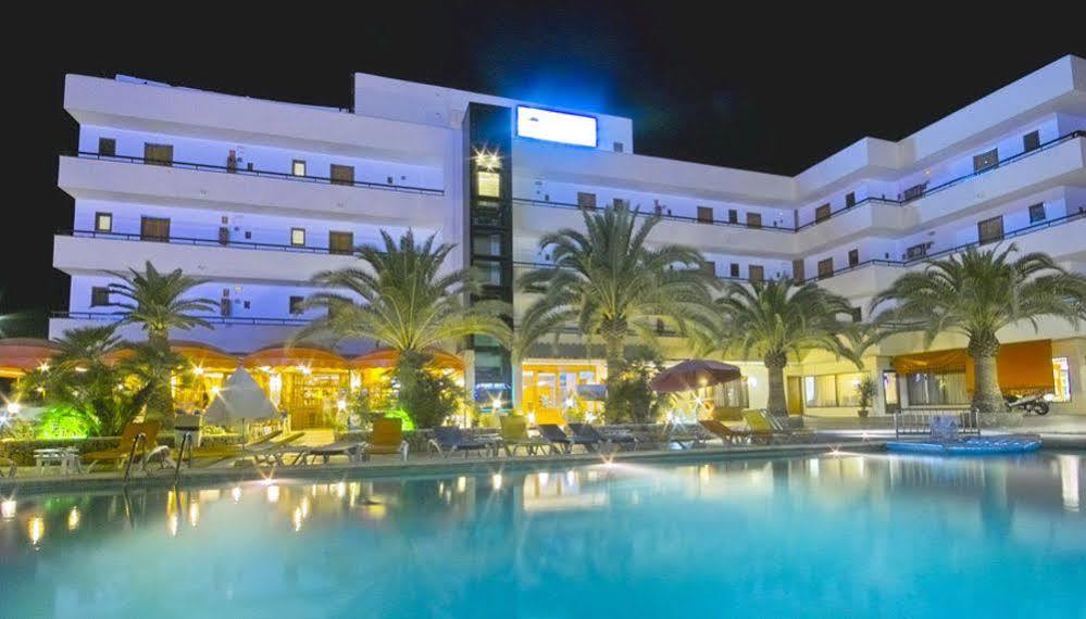 Apartamentos Bahia De San Antonio Sant Antoni de Portmany Esterno foto